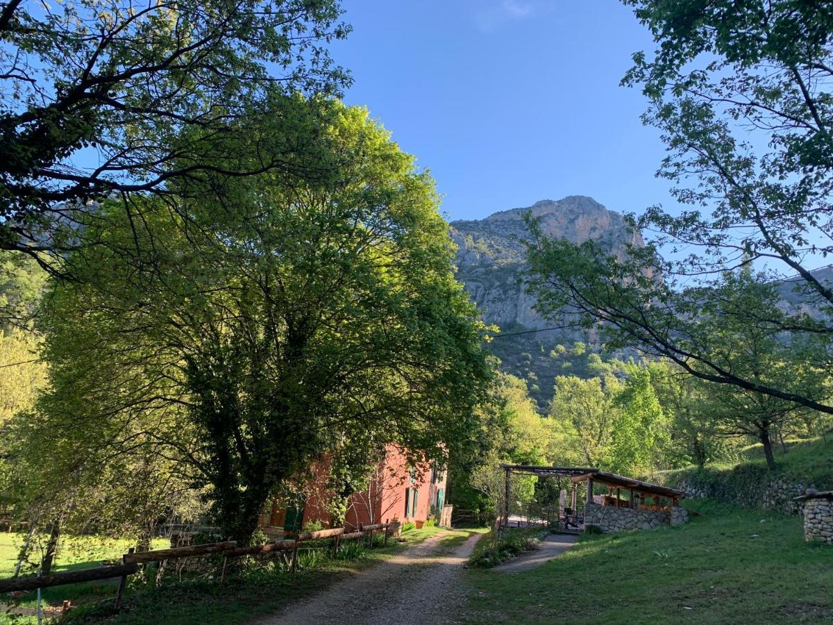 Mymoustiers Villa Bagian luar foto